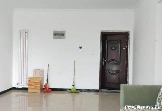 想做工作室,美容的来吧,大三室外加储藏室,位置好,上客多!! - 郑州28生活网 zz.28life.com