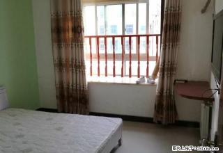 (单间出租)一间房子凤凰城对面主卧四室一厅拎包入住价合适出租可以月付短租 - 郑州28生活网 zz.28life.com