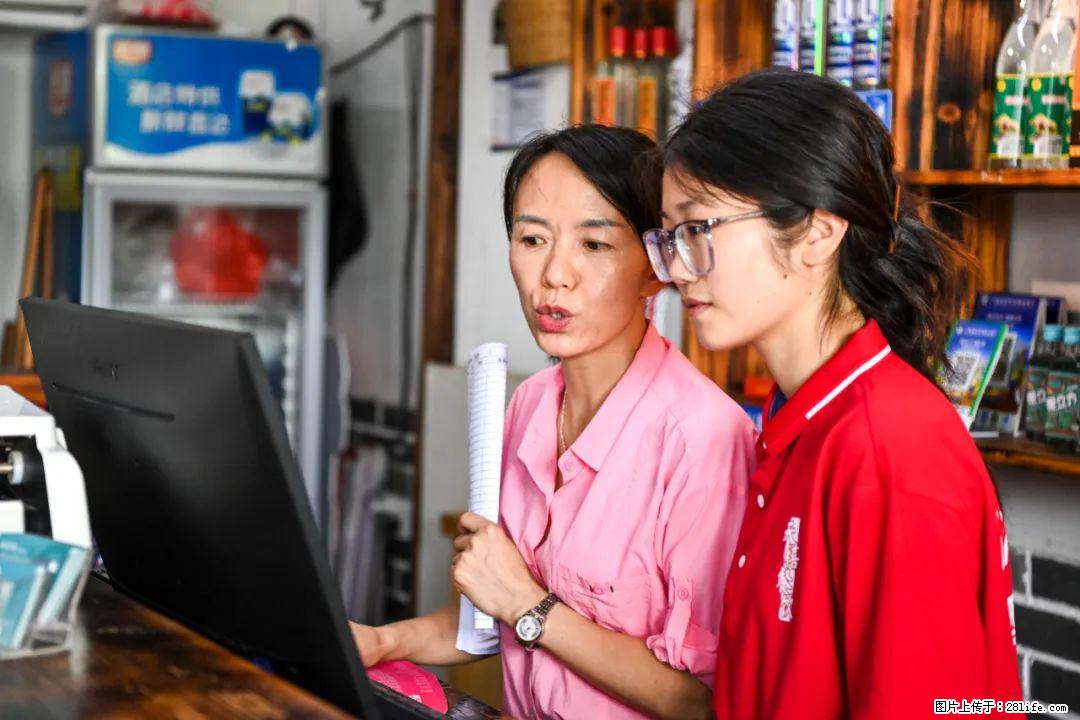 全网追的“扁担女孩”,找了一份暑假工,时薪12元 - 郑州生活资讯 - 郑州28生活网 zz.28life.com